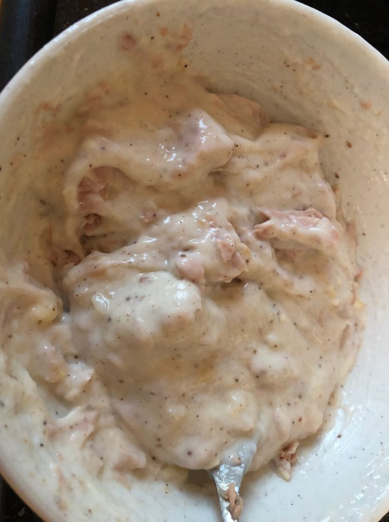 Thickened sauce with tuna