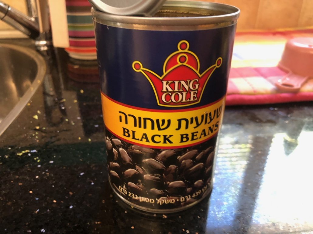 black beans in a can