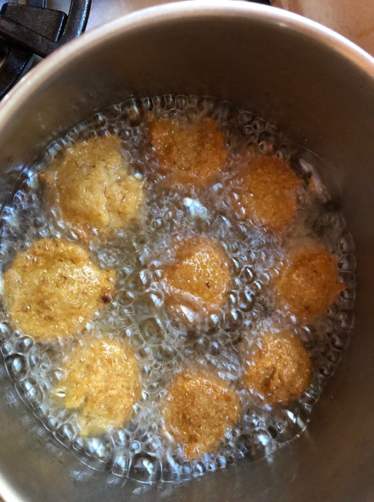 falafel frying