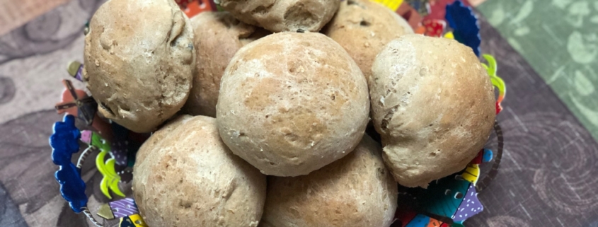 Wholegrain hearty rolls