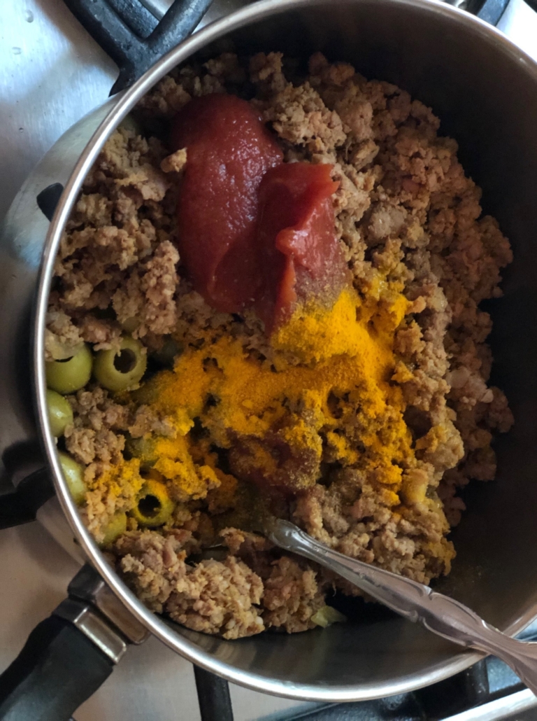 stir in the ingredients into the olives