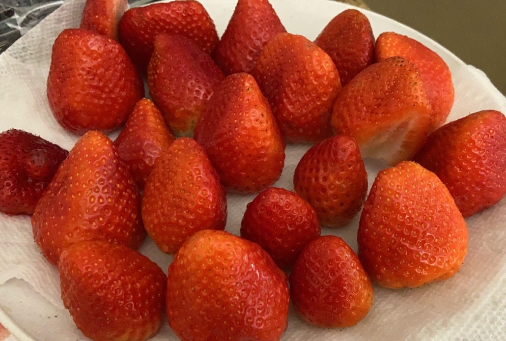 plate of strawberries