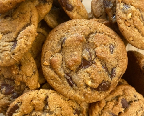 Divine Peanut Butter Chocolate Chip Cookies