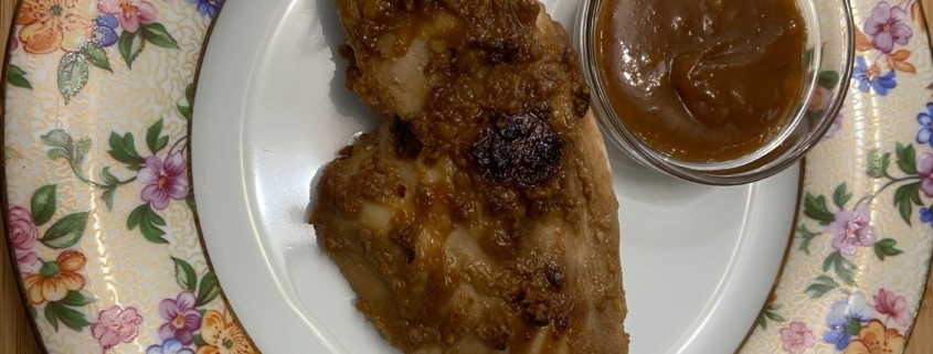 Chicken Satay with Peanut Dipping Sauce