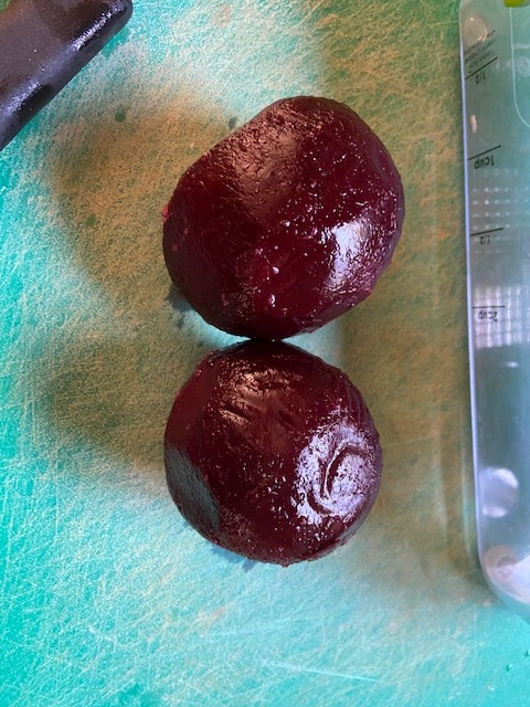 medium beets