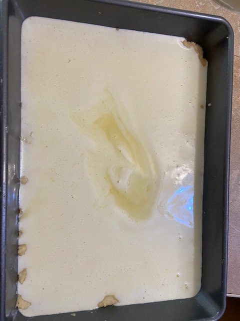 liquid filling poured over partially baked crust