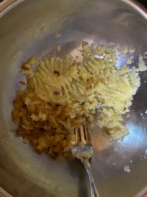 mashed potato and onion