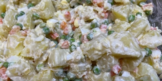 potato salad with peas and carrots
