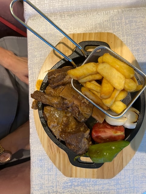 Assado and chips, awesome