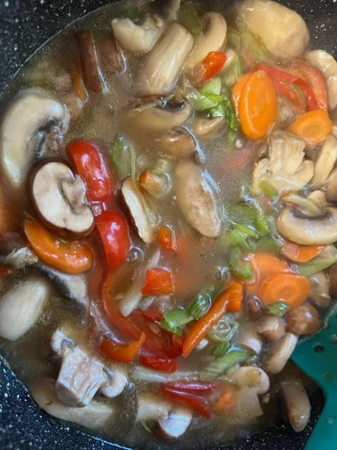 sauce thickening nicely