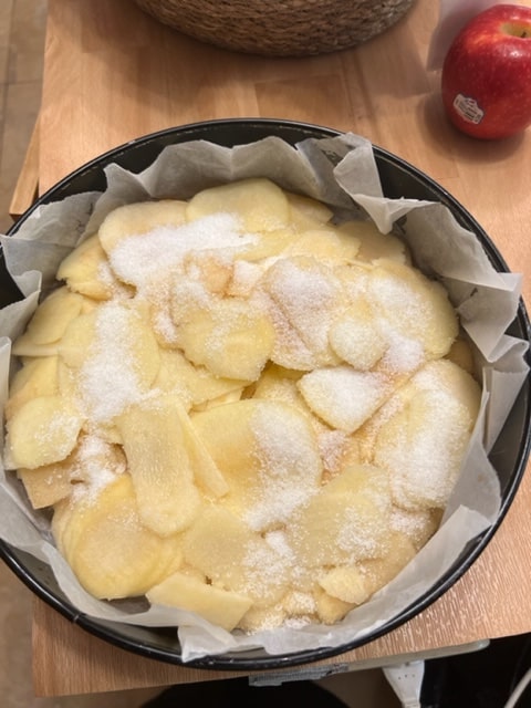 place apples on top of half the crumble