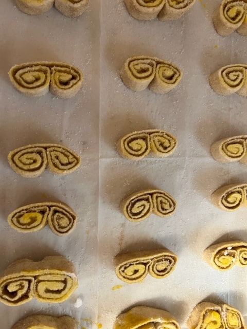 laying down the cookies