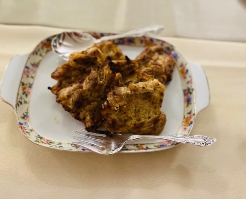 Lemon and Ginger Boneless Chicken Thighs (Pargiot)