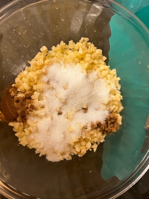 chopped apples with sugar and cinnamon