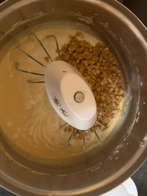adding apple mixture