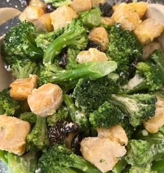 Broccoli Mango Salad