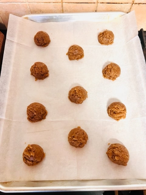 balls of dough on cookie sheet