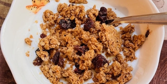 Homemade Crunchy Granola