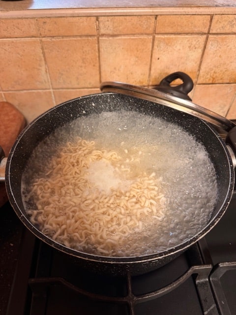 cooking the noodles