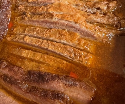 Dry Rub Brisket in Gravy