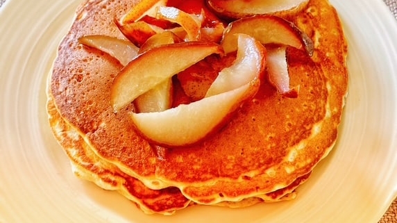 pancakes with buttered pears