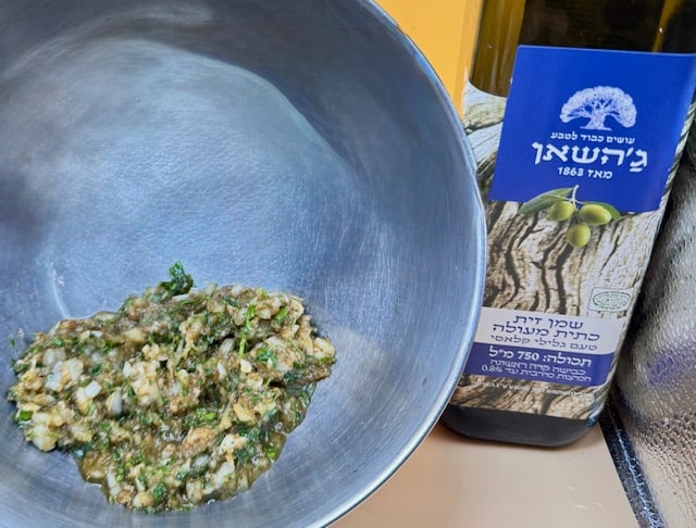 Place herb mixture in bowl.  Note the olive oil hiding in the corner