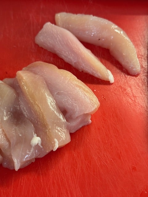 slice into slices/big chunks