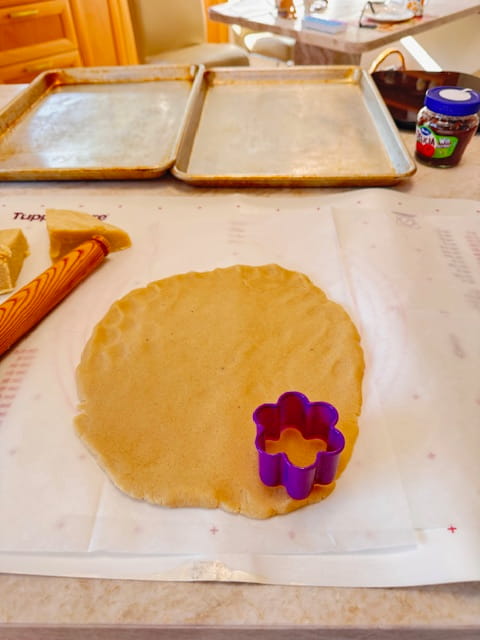 cutting the cookies