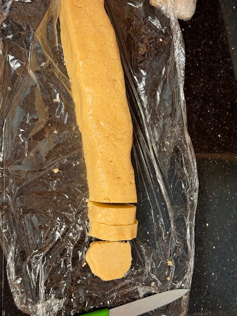 Cut logs into rounds