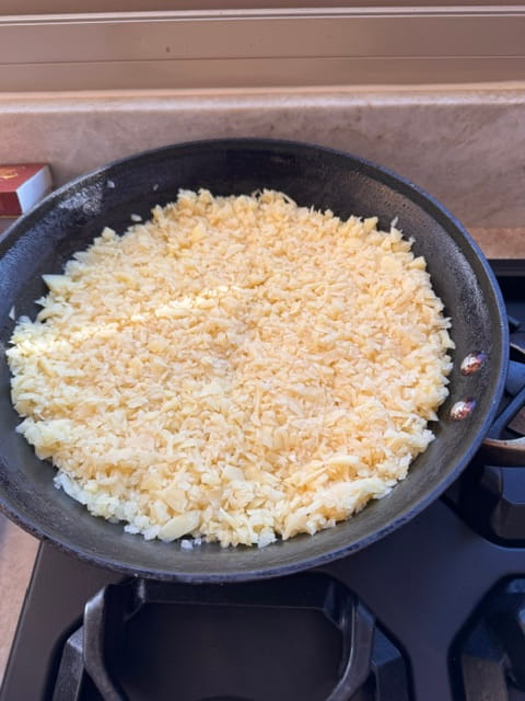 cook potato shards in oil and a pinch of salt