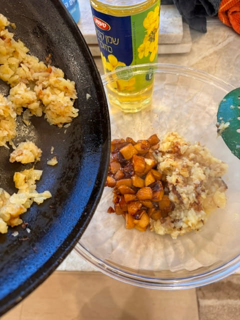 add the cooked potatoes to the caramelized apples